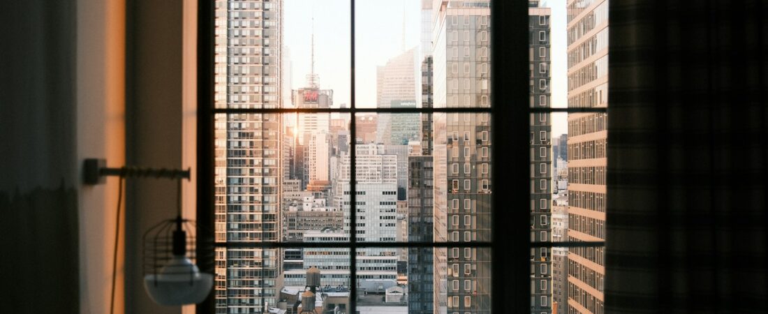 ¿Hotel céntrico o alojamiento más barato lejos del centro?